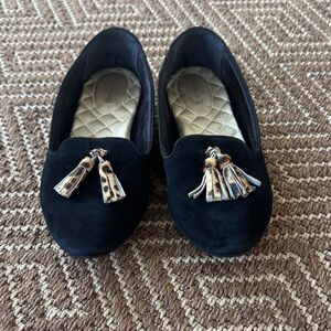 Birdies Blackbird Flat Black Suede With Cheetah Tassel Size 8